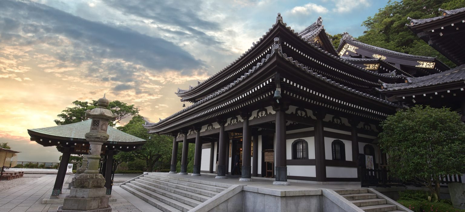 old wooden building at sunset, Hase-dera temple